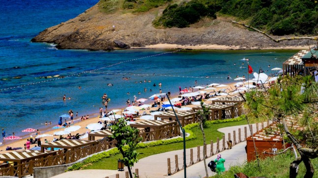 Beykoz’un Plajlarında Yaz Keyfi Başlıyor