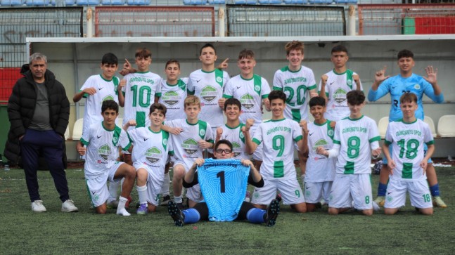 Gümüşsuyuspor U16 Farklı Kazandı: 7-0
