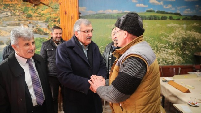 Murat Aydın’ın Çubuklu’daki esnaf ziyaretinde renkli anlar yaşandı