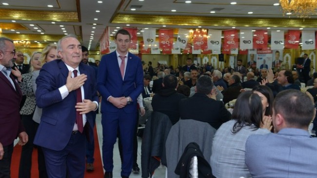 CHP mensupları dayanışma gecesinde buluştu