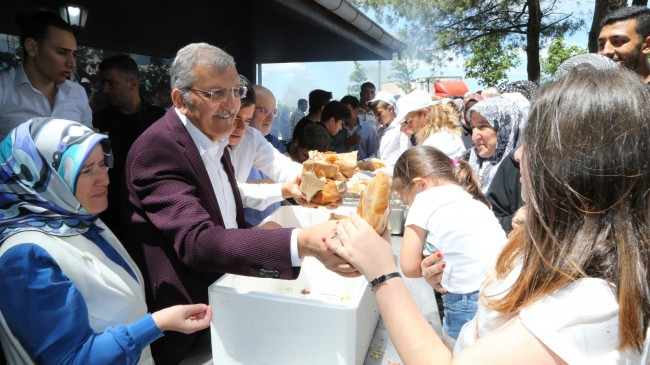 Beykoz’un Cennet Köşelerinden Karlıtepe Mesiresi Açıldı