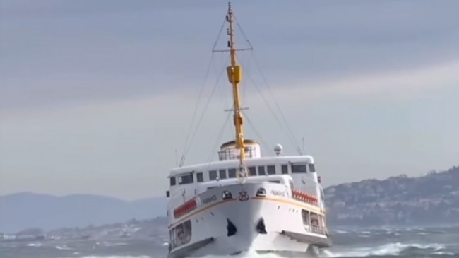 İBB’nin restore ettiği Paşabahçe Vapuru İstanbul Boğazı’nda yüzmeye başladı