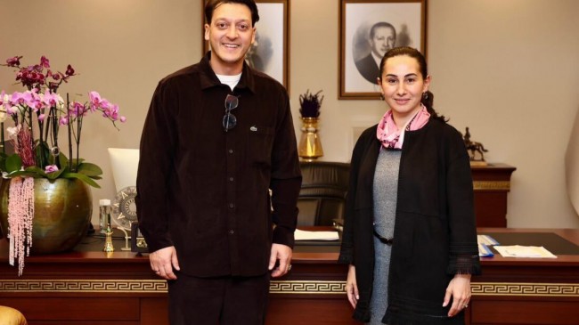 Mesut Özil’den Beykoz’a Ziyaret