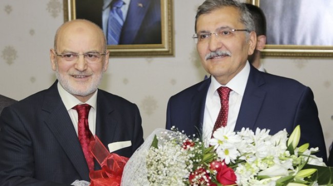 Başkan Murat Aydın Göreve Başladı