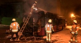Beykoz Kavacık’ta bir otobüs alev alev yandı