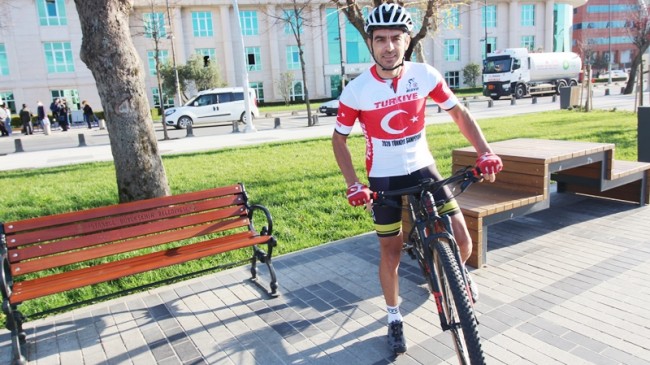 Beykoz’un Dağ Bisikleti Şampiyonu Dur-Durak Bilmiyor!