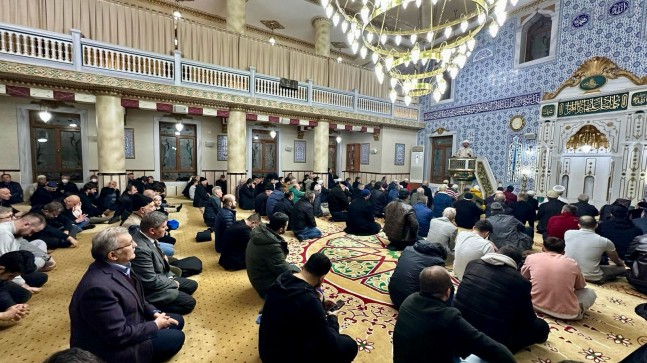 AK Parti Beykoz ilçedeki tüm camilerde Kur’an-ı Kerim okuttu